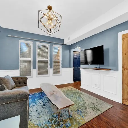 Modern 2 Bedroom In Avondale Chicago Exterior photo